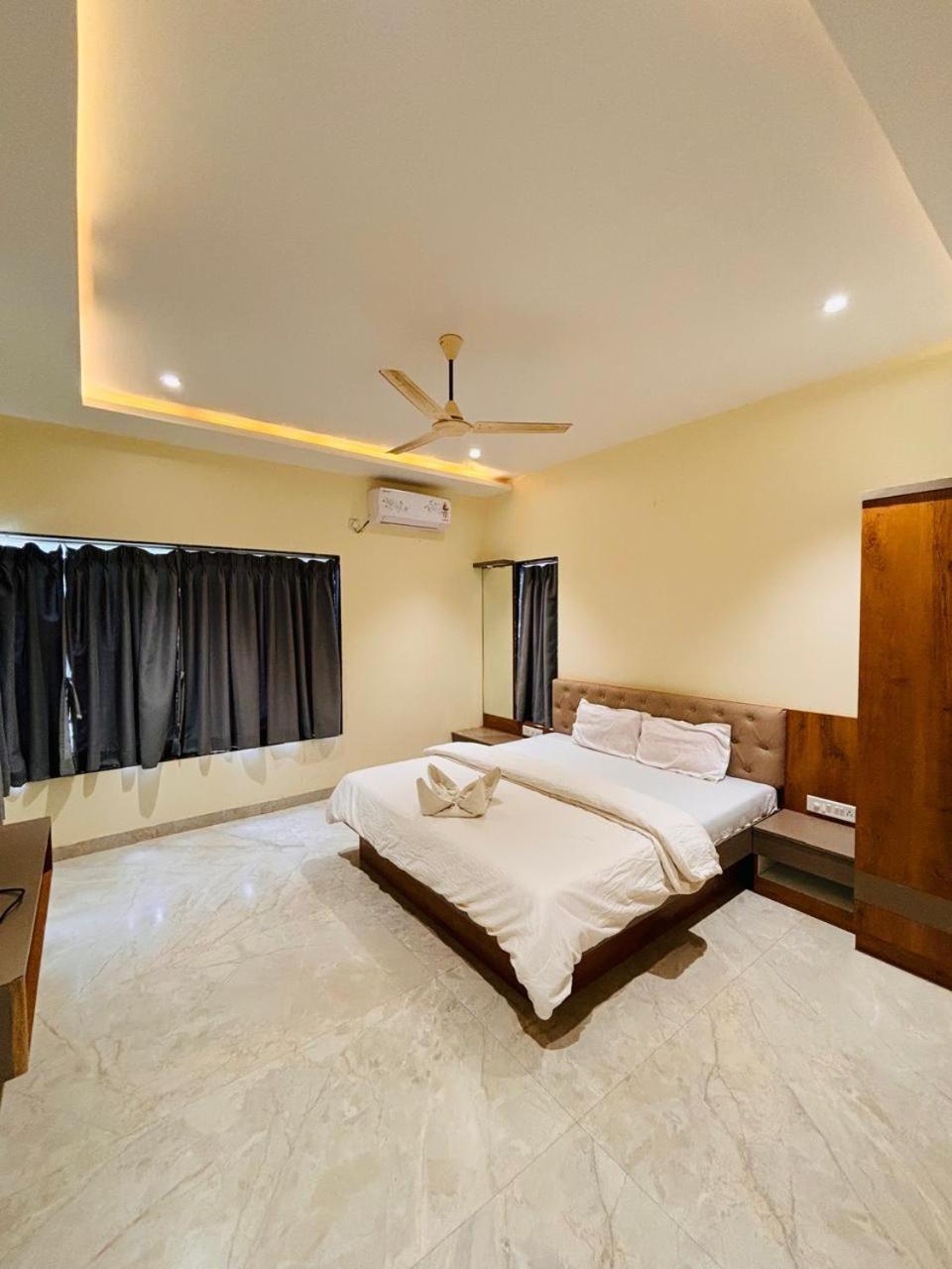 Paramount 3 Ac Bedrooms Hall Garden With Lake View Панчгани Екстериор снимка