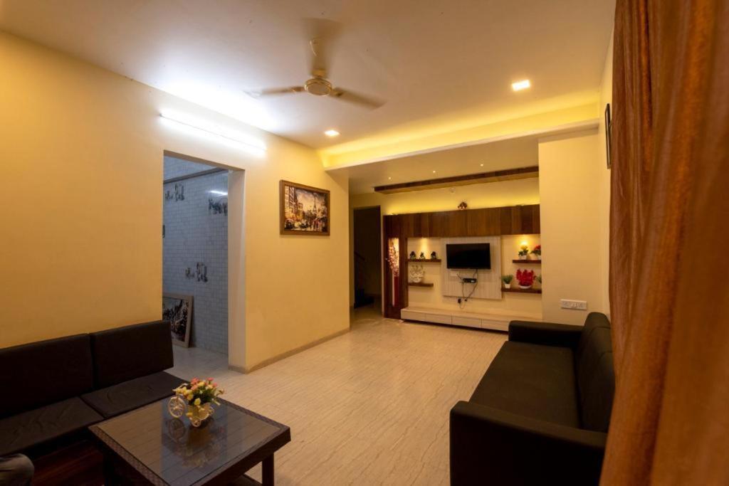 Paramount 3 Ac Bedrooms Hall Garden With Lake View Панчгани Екстериор снимка