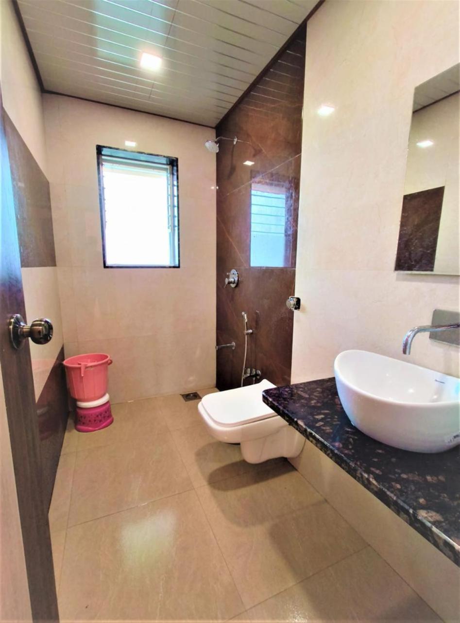 Paramount 3 Ac Bedrooms Hall Garden With Lake View Панчгани Екстериор снимка
