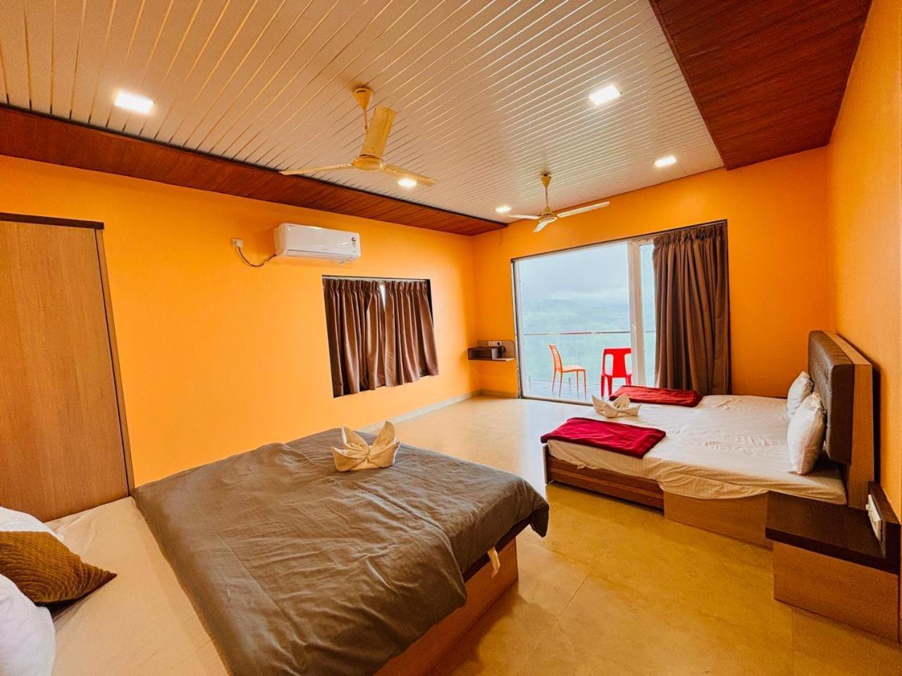Paramount 3 Ac Bedrooms Hall Garden With Lake View Панчгани Екстериор снимка