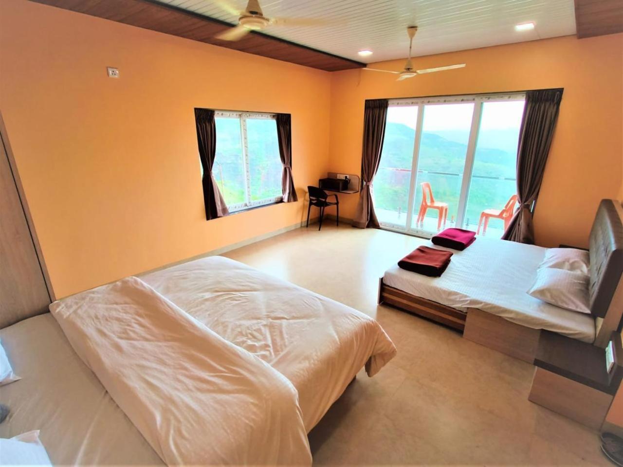 Paramount 3 Ac Bedrooms Hall Garden With Lake View Панчгани Екстериор снимка